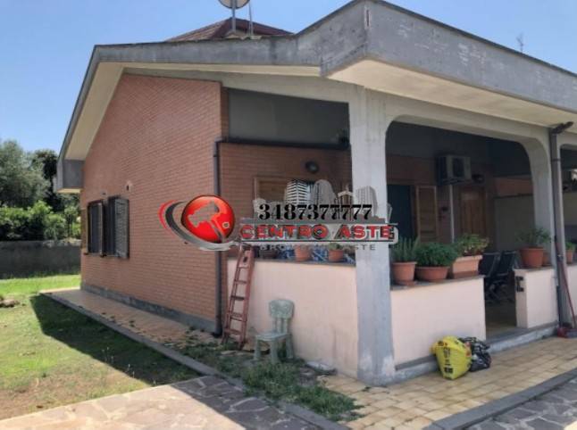 appartamento in vendita ad Ardea in zona Nuova California