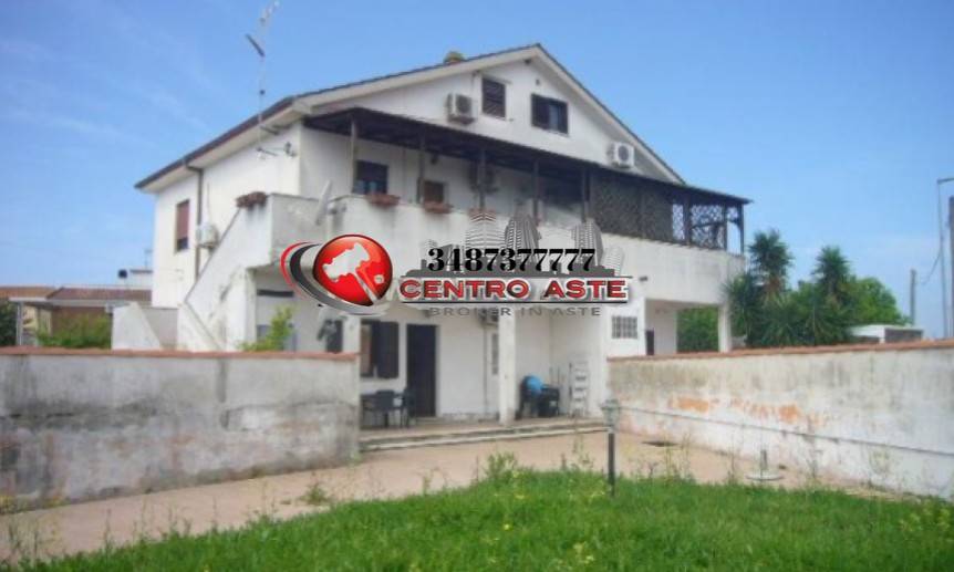 appartamento in vendita ad Ardea in zona Nuova Florida