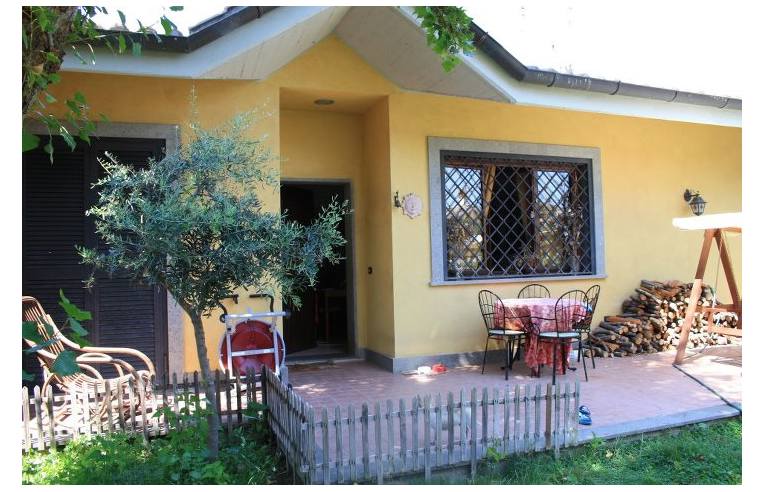 casa indipendente in vendita ad Ardea in zona Nuova California