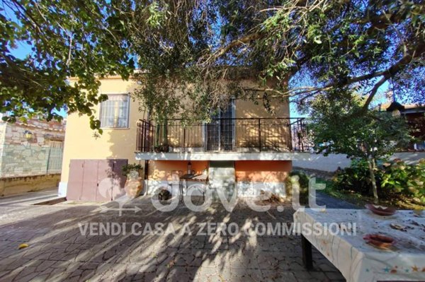 casa indipendente in vendita ad Ardea in zona Banditella