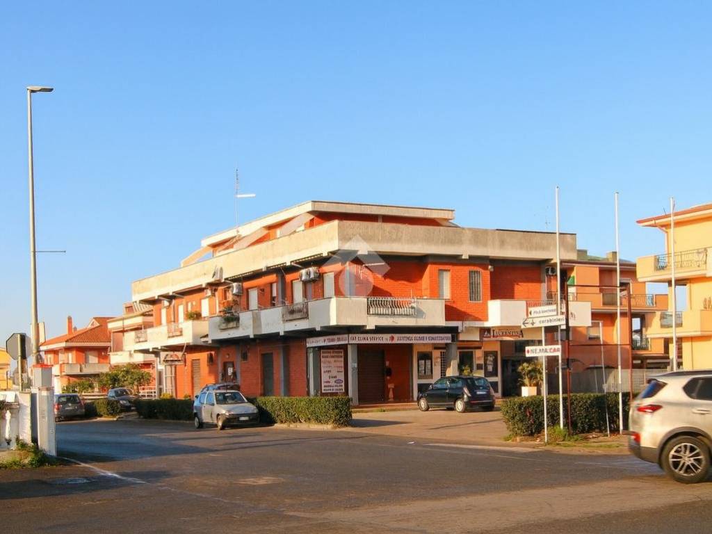 appartamento in vendita ad Ardea in zona Nuova California