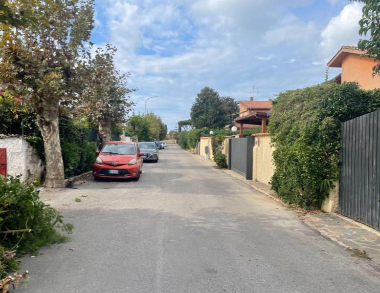 casa indipendente in vendita ad Ardea in zona Colle Romito