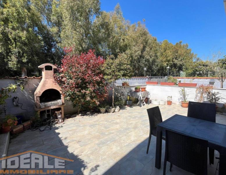 casa indipendente in vendita ad Ardea in zona Colle Romito