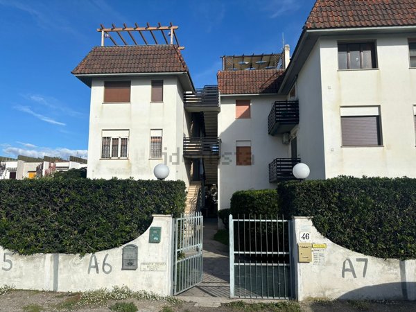 appartamento in vendita ad Ardea in zona Marina di Ardea