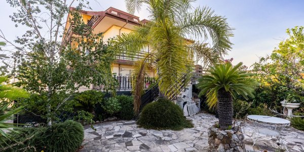 appartamento in vendita ad Ardea in zona Nuova Florida