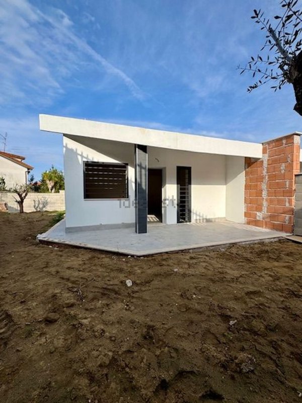 appartamento in vendita ad Ardea