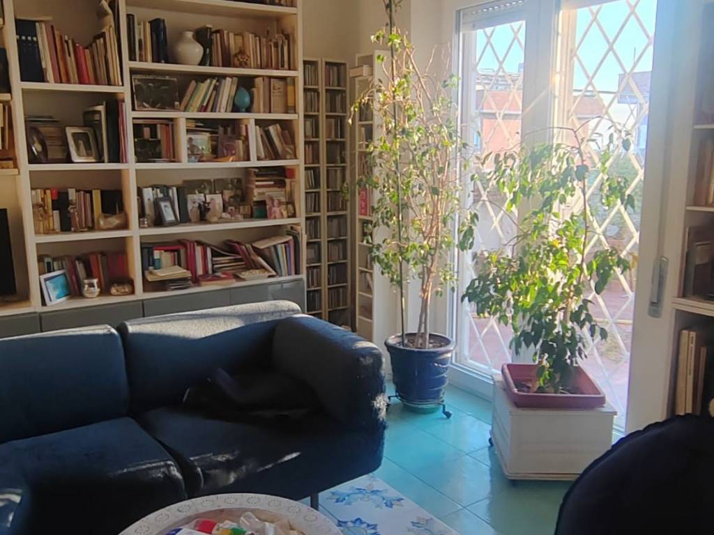 appartamento in vendita ad Ardea in zona Marina di Ardea