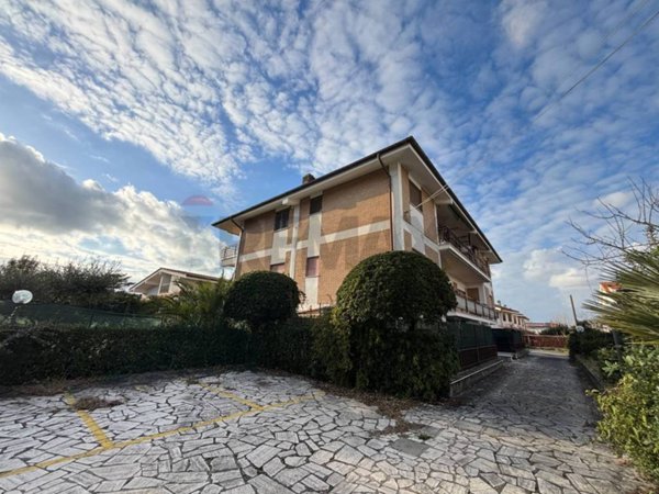 appartamento in vendita ad Ardea