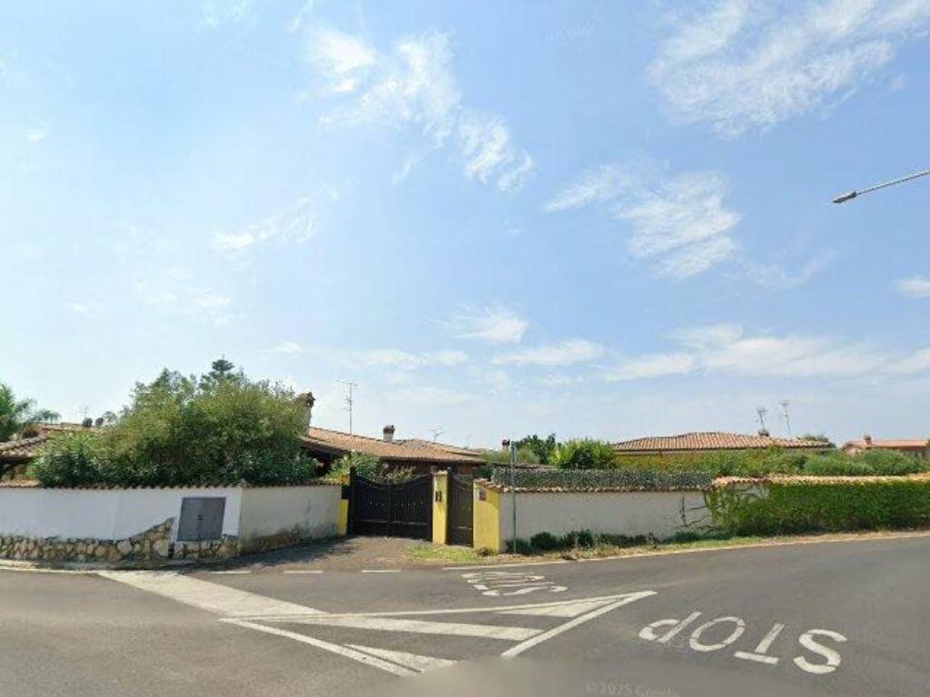 appartamento in vendita ad Ardea in zona Nuova Florida