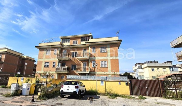 appartamento in vendita ad Ardea in zona Marina di Ardea