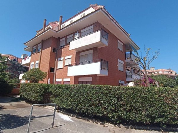 appartamento in vendita ad Ardea in zona Marina di Ardea