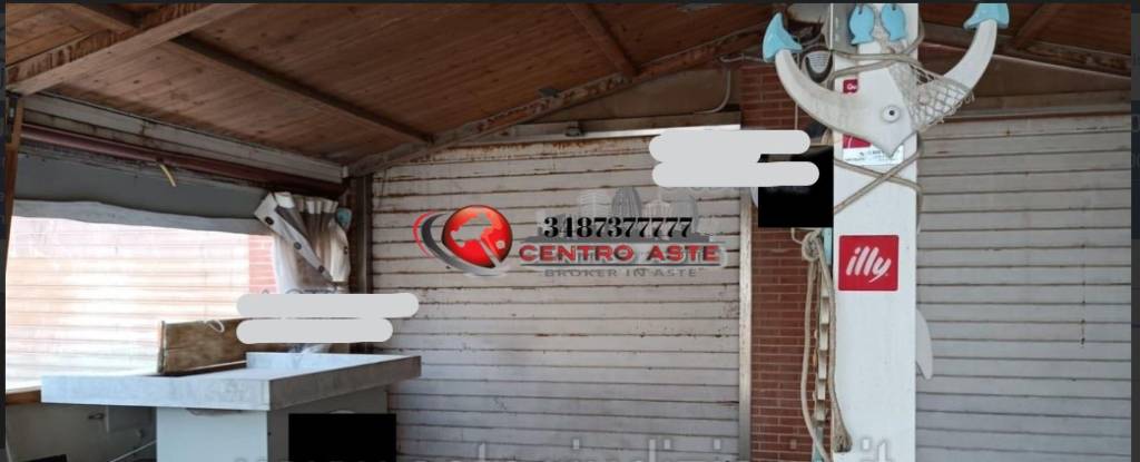 negozio in vendita ad Ardea in zona Marina di Ardea