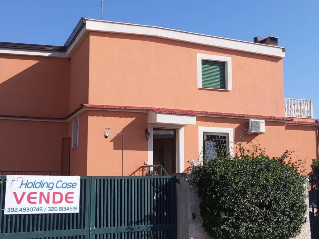 casa indipendente in vendita ad Ardea in zona Nuova Florida