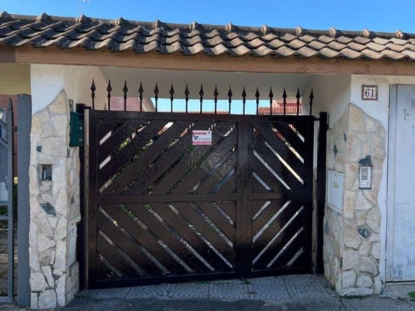 appartamento in vendita ad Ardea in zona Marina di Ardea