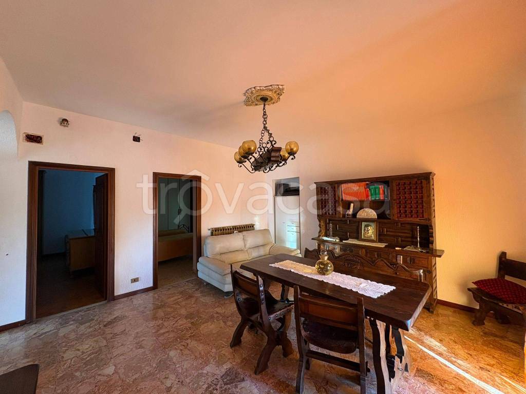 appartamento in vendita ad Ardea in zona Montagnano