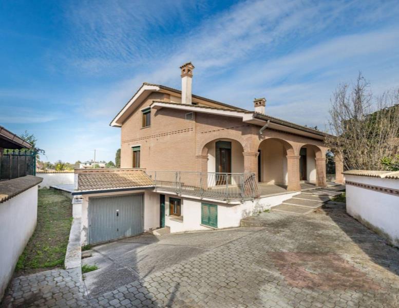 casa indipendente in vendita ad Ardea in zona Nuova California