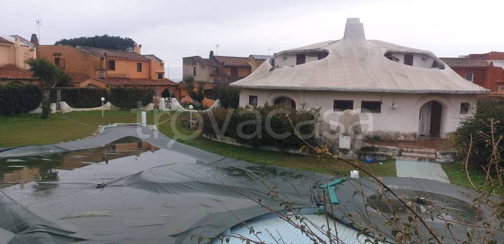 casa indipendente in vendita ad Ardea in zona Colle Romito