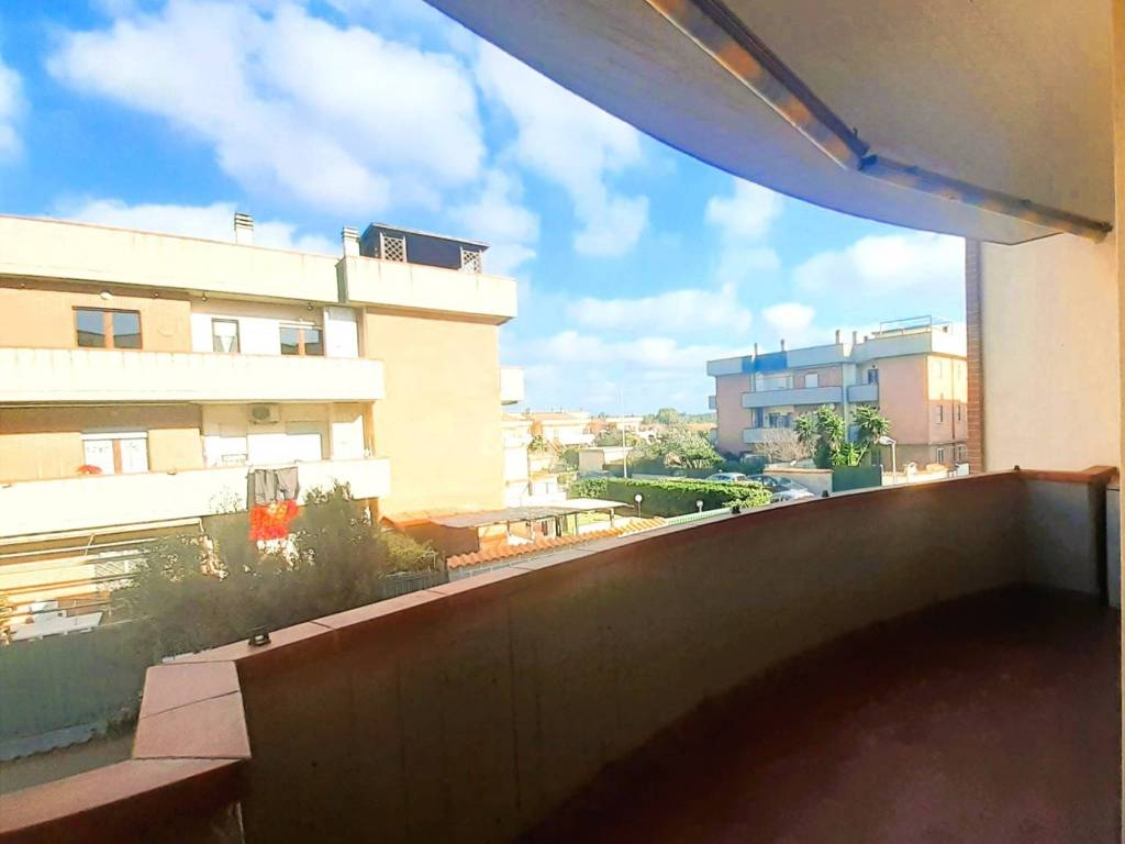 appartamento in vendita ad Ardea in zona Marina di Ardea