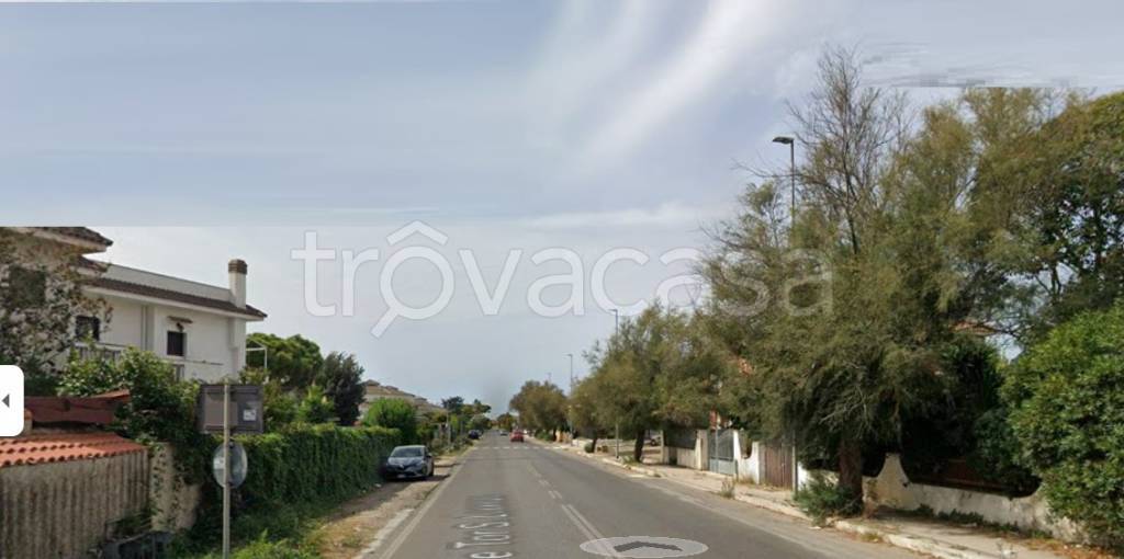 appartamento in vendita ad Ardea in zona Marina di Ardea