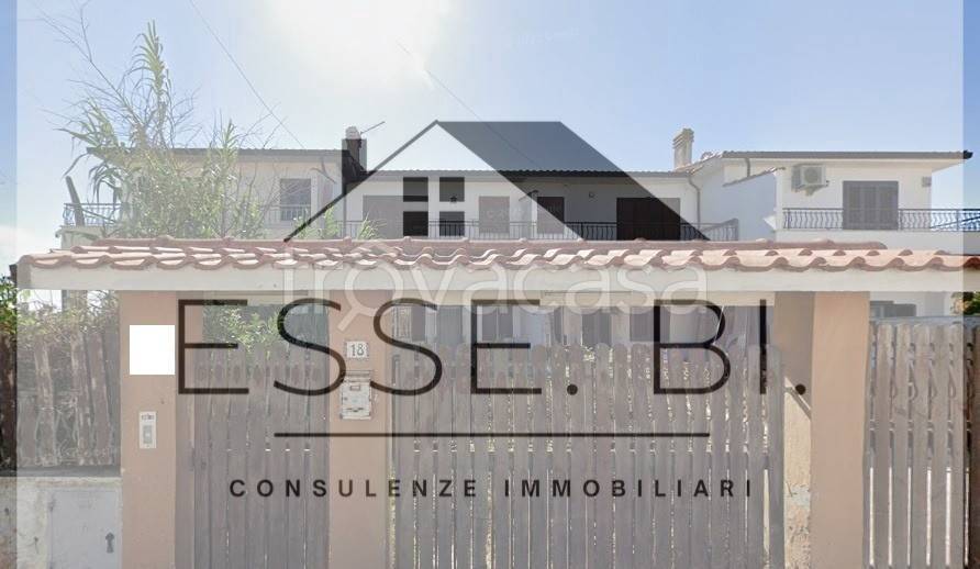 casa indipendente in vendita ad Ardea in zona Colle Romito