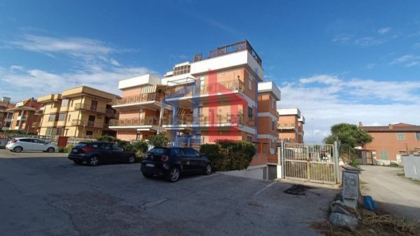 appartamento in vendita ad Ardea in zona Marina di Ardea