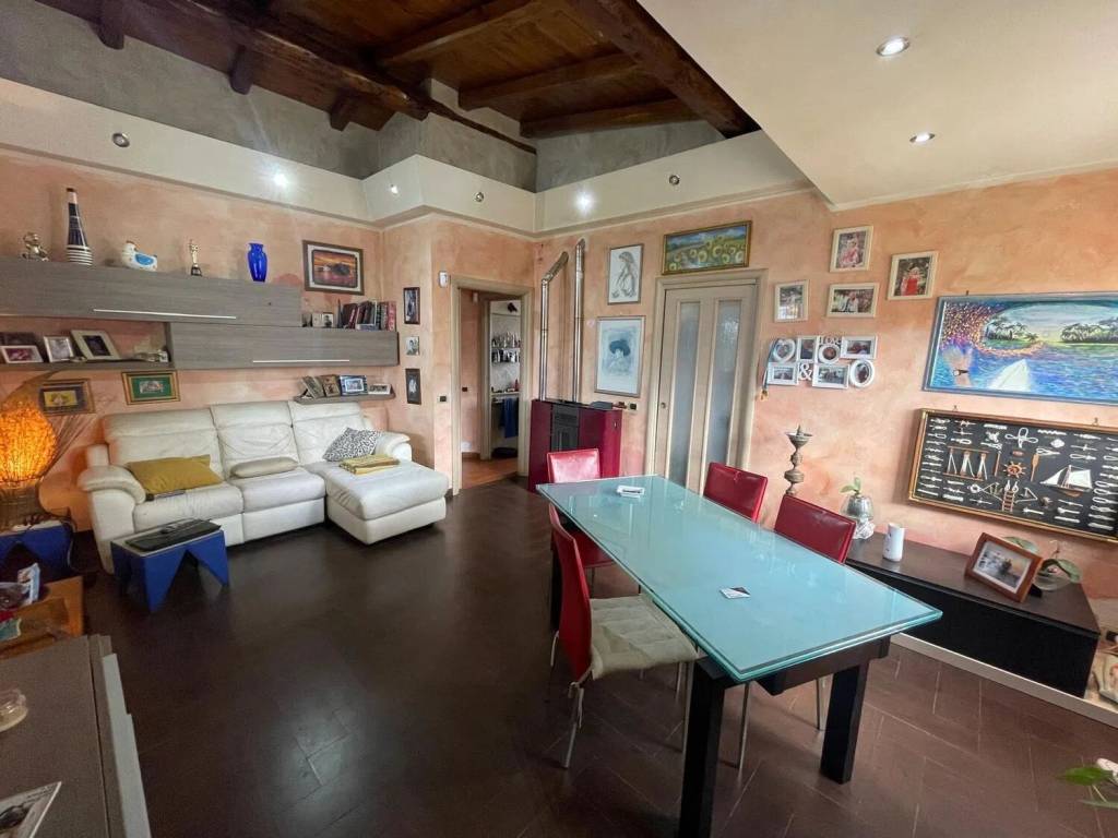 casa indipendente in vendita ad Ardea in zona Nuova California