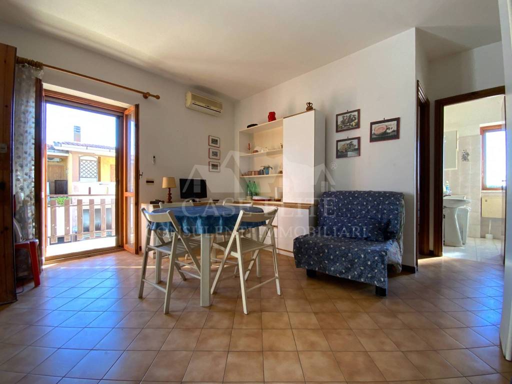 appartamento in vendita ad Ardea in zona Marina di Ardea