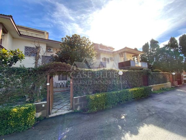 casa indipendente in vendita ad Ardea