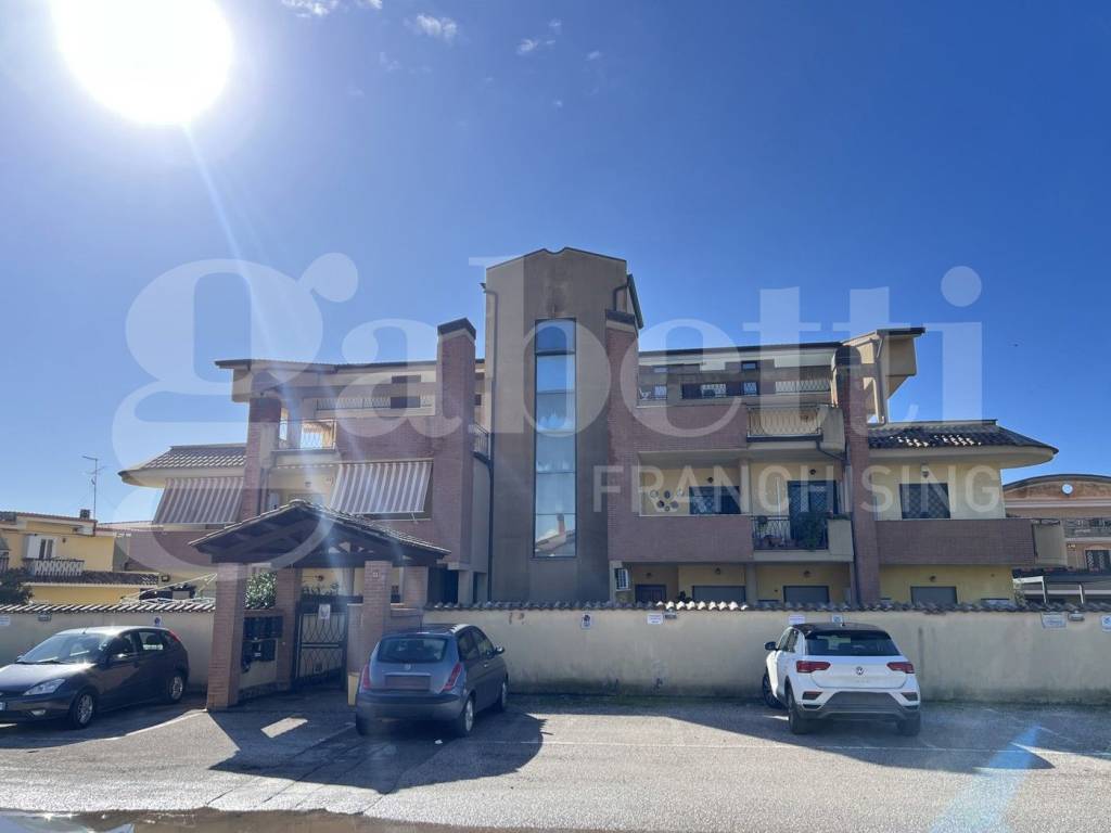 appartamento in vendita ad Ardea