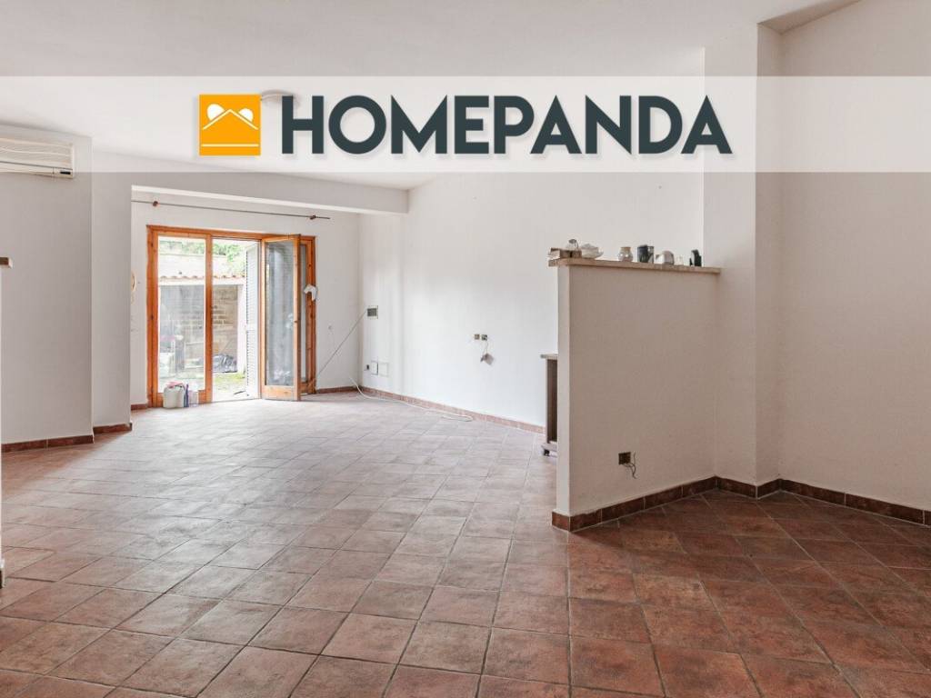 appartamento in vendita ad Ardea in zona Tor di Bruno