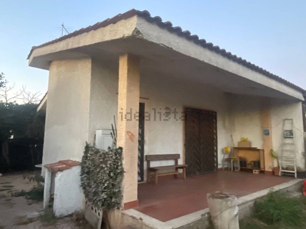 casa indipendente in vendita ad Ardea in zona Colle Romito