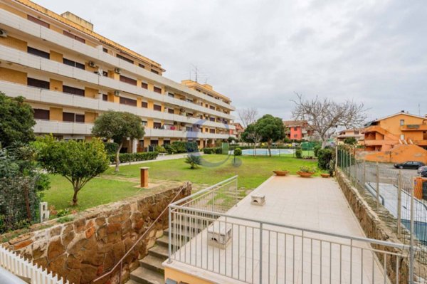 appartamento in vendita ad Ardea in zona Marina di Ardea