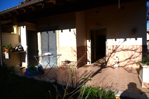 casa indipendente in vendita ad Ardea in zona Marina di Ardea