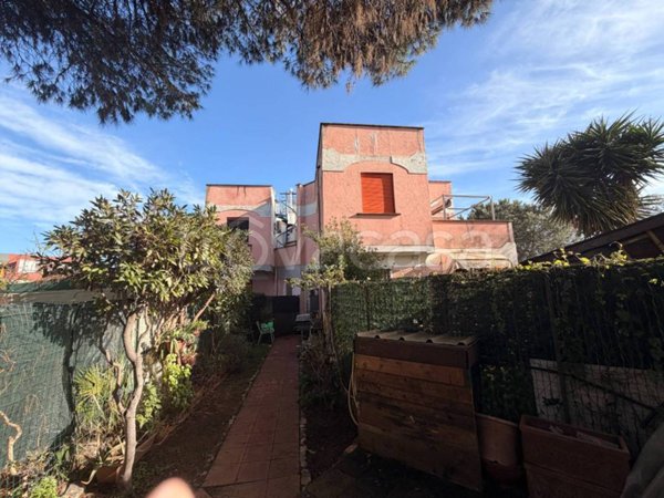 appartamento in vendita ad Ardea in zona Nuova California