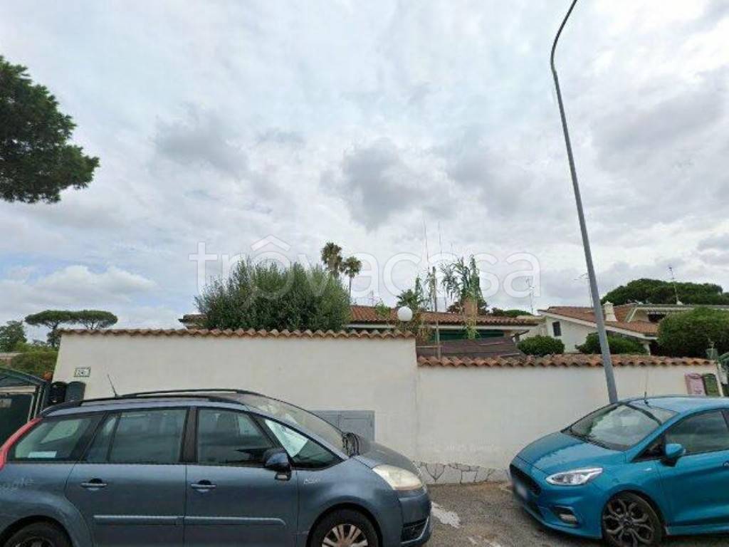 casa indipendente in vendita ad Ardea in zona Nuova California