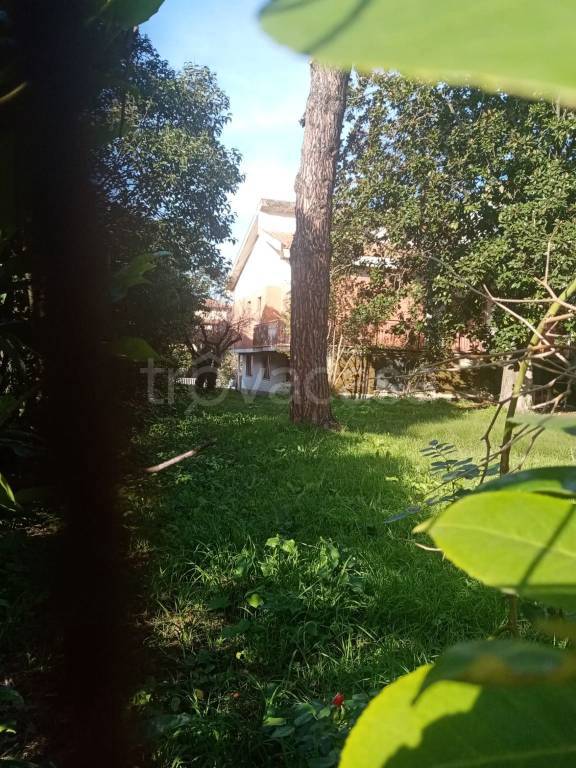 casa indipendente in vendita ad Ardea