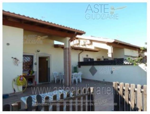 casa indipendente in vendita ad Ardea