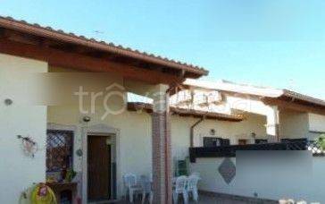 casa indipendente in vendita ad Ardea in zona Nuova California