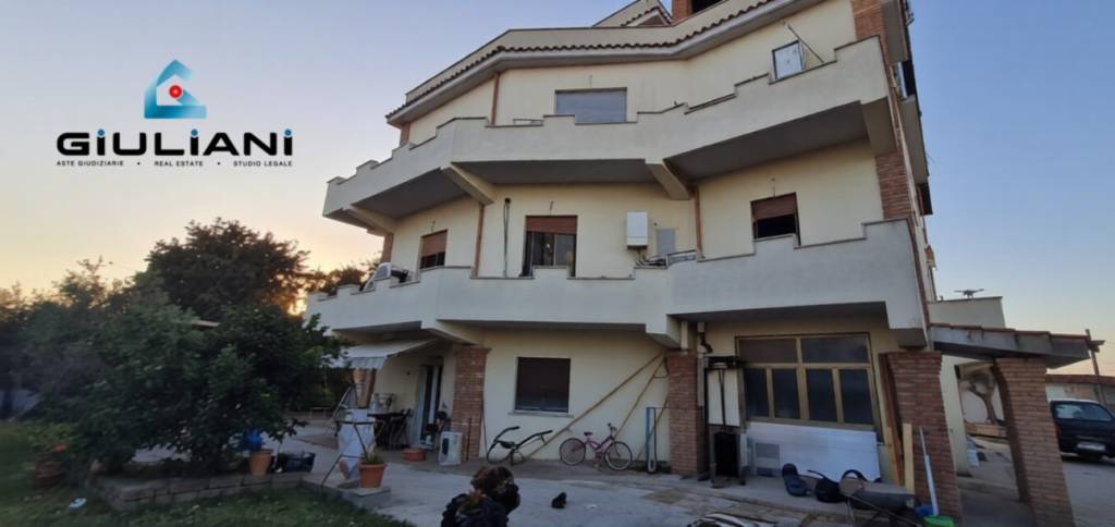 appartamento in vendita ad Ardea in zona Nuova Florida