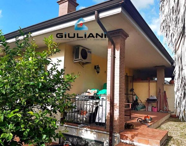 appartamento in vendita ad Ardea in zona Nuova California