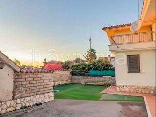 casa indipendente in vendita ad Ardea in zona Nuova Florida