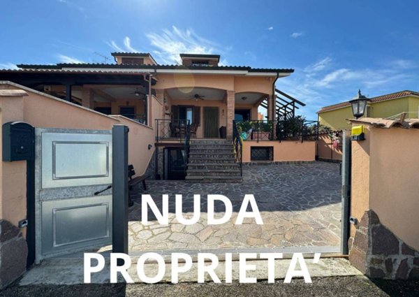 casa indipendente in vendita ad Ardea in zona Nuova Florida