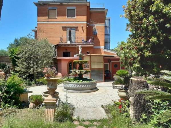 casa indipendente in vendita ad Ardea