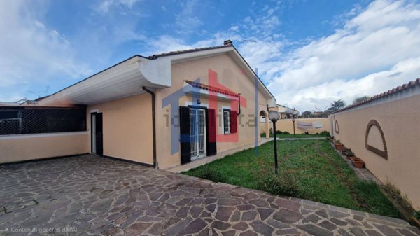 casa indipendente in vendita ad Ardea in zona Nuova California