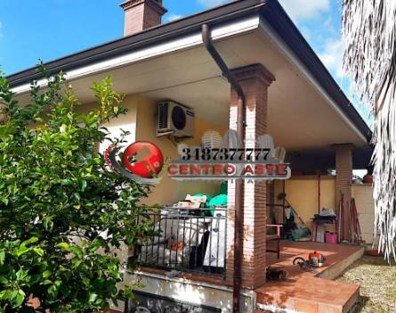 casa indipendente in vendita ad Ardea in zona Nuova California