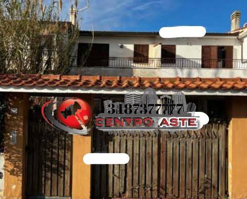 casa indipendente in vendita ad Ardea in zona Colle Romito