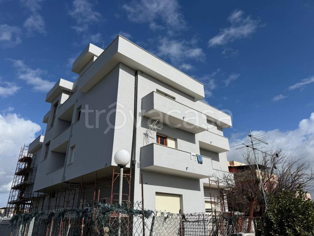 appartamento in vendita ad Ardea in zona Banditella