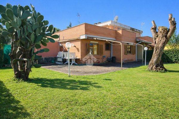 appartamento in vendita ad Ardea in zona Colle Romito