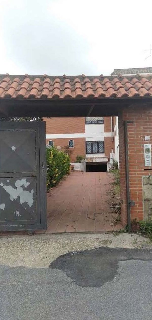 casa semindipendente in vendita ad Ardea in zona Marina di Ardea