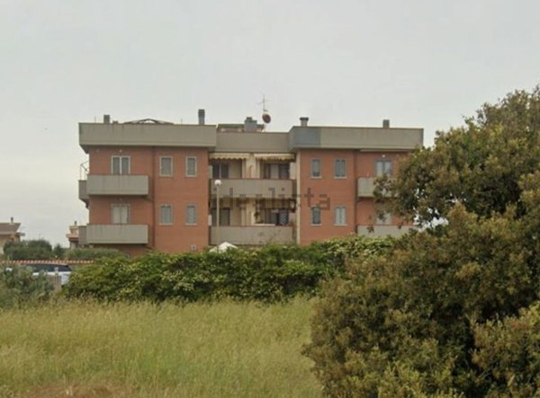 appartamento in vendita ad Ardea in zona Marina di Ardea